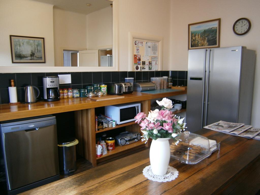 Edinburgh Gallery Bed & Breakfast Hobart Exterior foto
