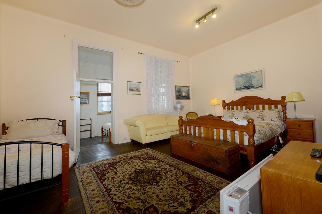 Edinburgh Gallery Bed & Breakfast Hobart Exterior foto