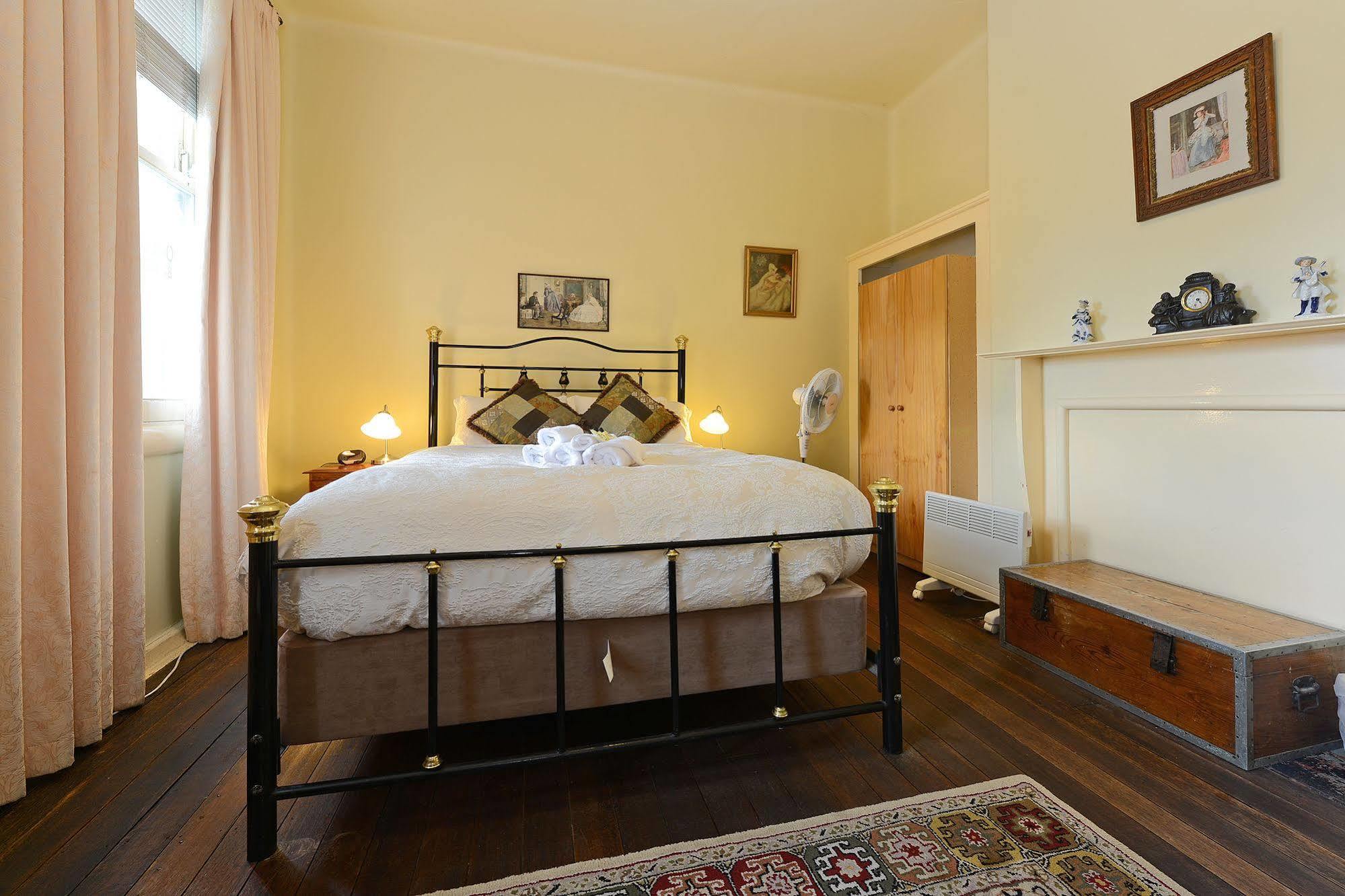 Edinburgh Gallery Bed & Breakfast Hobart Exterior foto